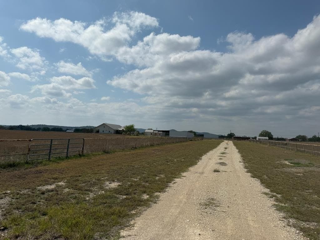 25.28 acres in Bandera County - photo 95