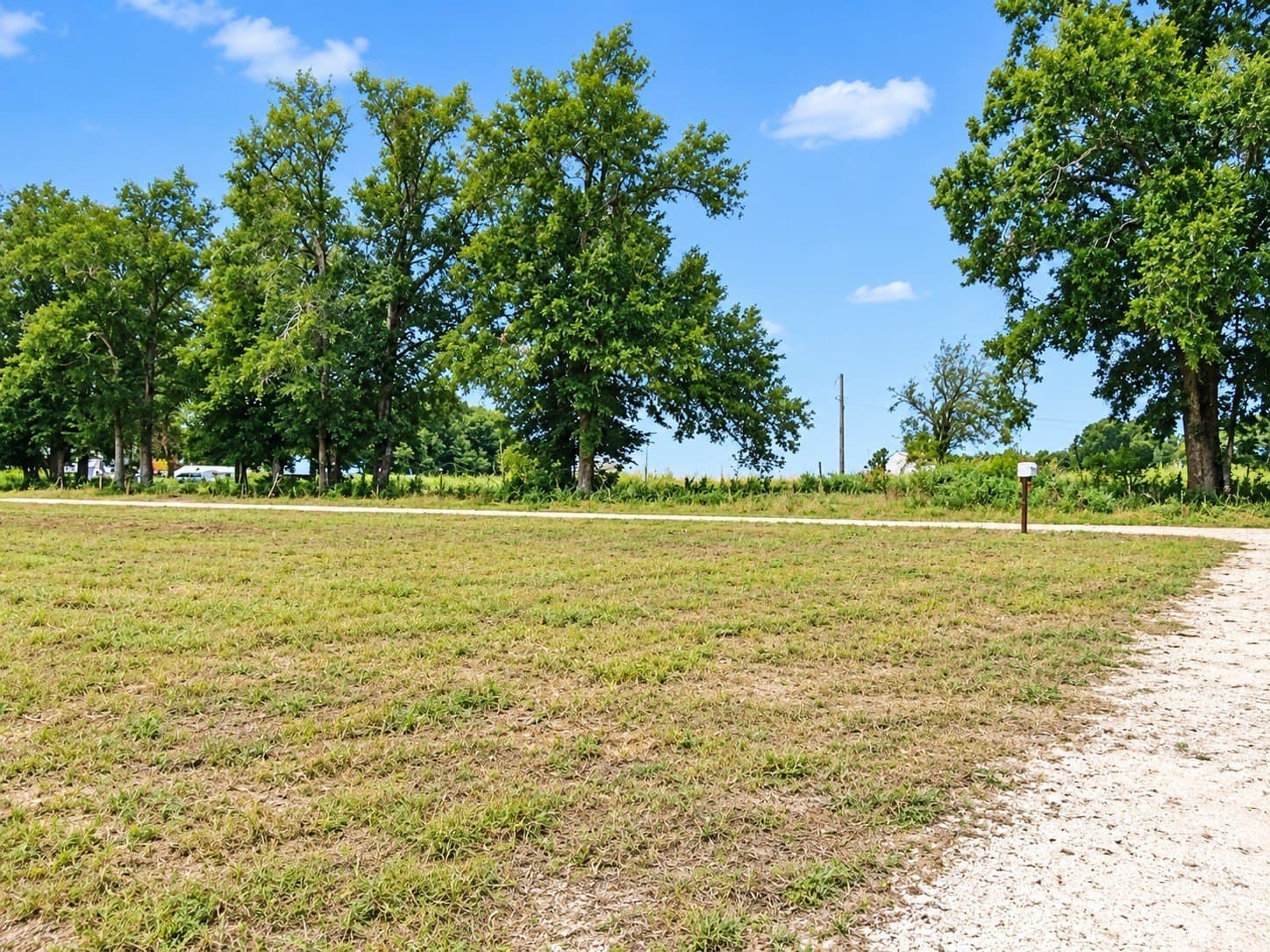 11.29 acres in Freestone County - photo 2