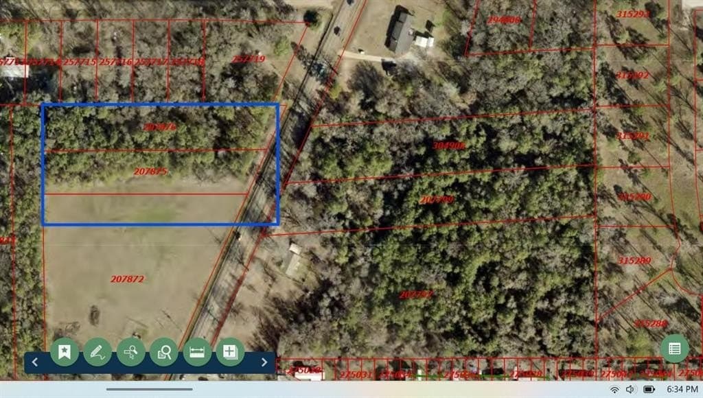 1.23 acres in Henderson County gallery image 2