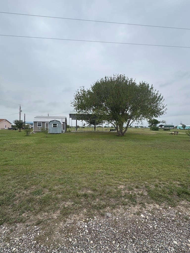 0.55 acres in Palacios Area County - photo 15
