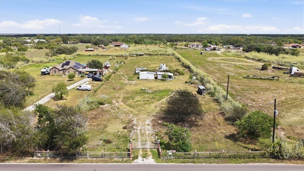2.05 acres in San Patricio County - photo 11