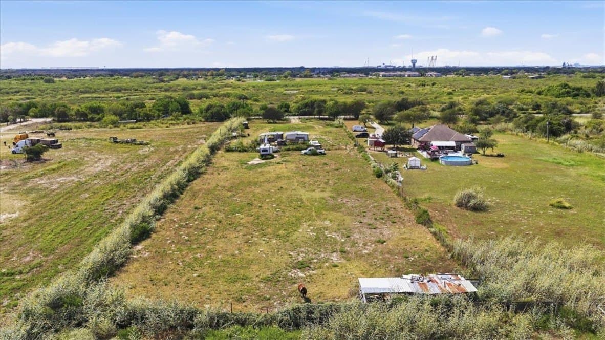 2.05 acres in San Patricio County - photo 10
