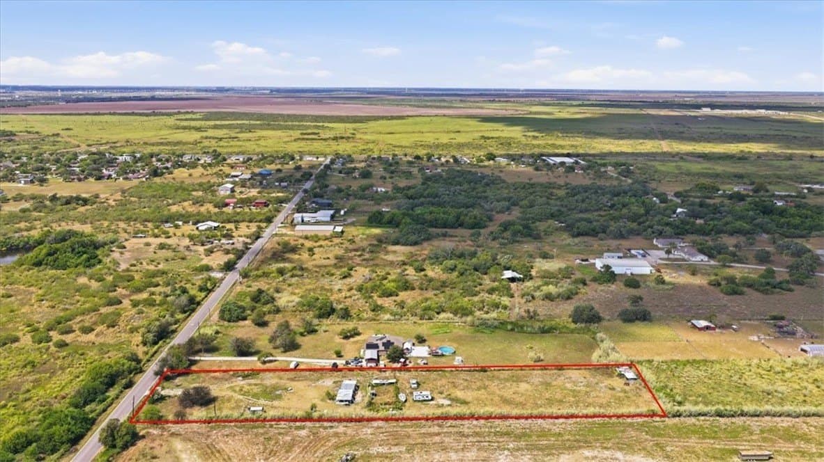 2.05 acres in San Patricio County - photo 2