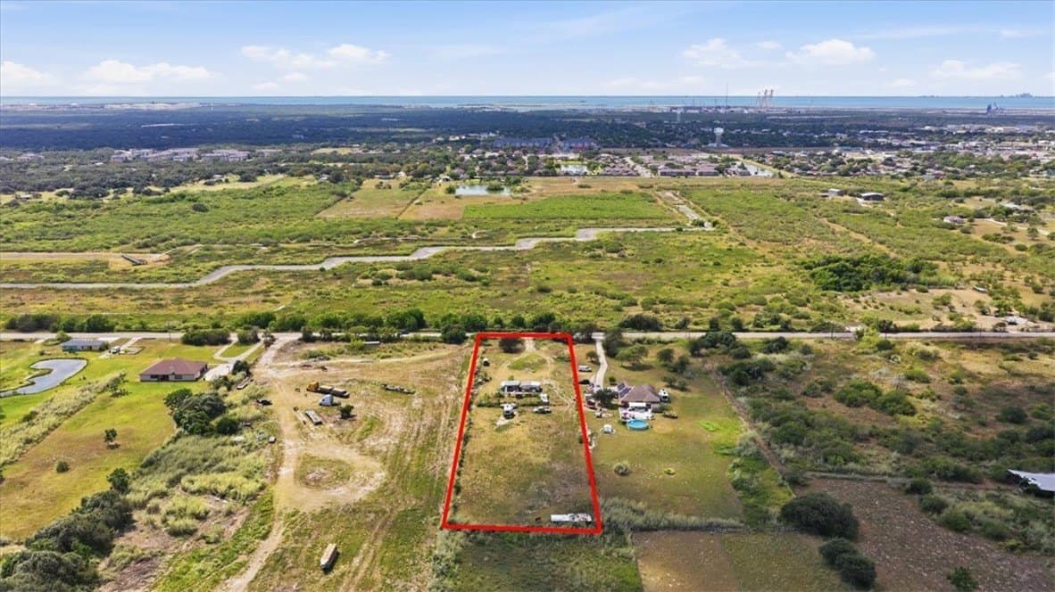 2.05 acres in San Patricio County - photo 3