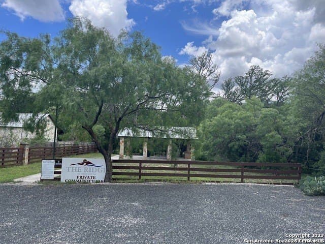 5.04 acres in Real County - photo 7
