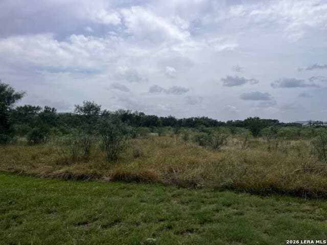 5.04 acres in Real County gallery image 2
