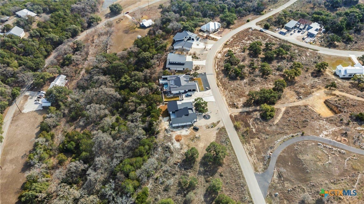 1.13 acres in Comal County gallery image 4