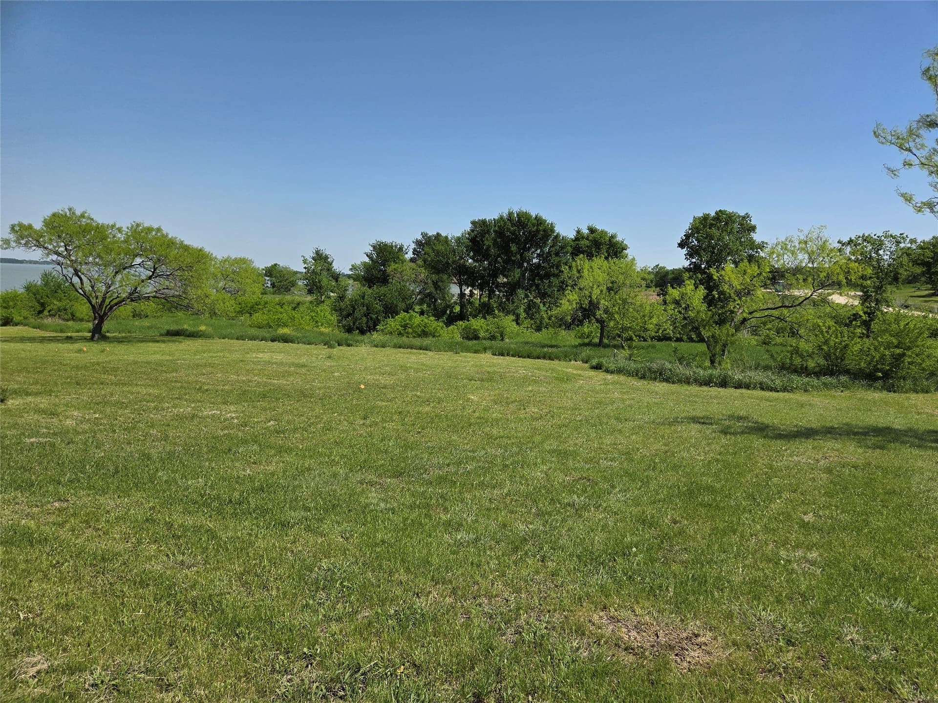 1.67 acres in Navarro County - photo 19