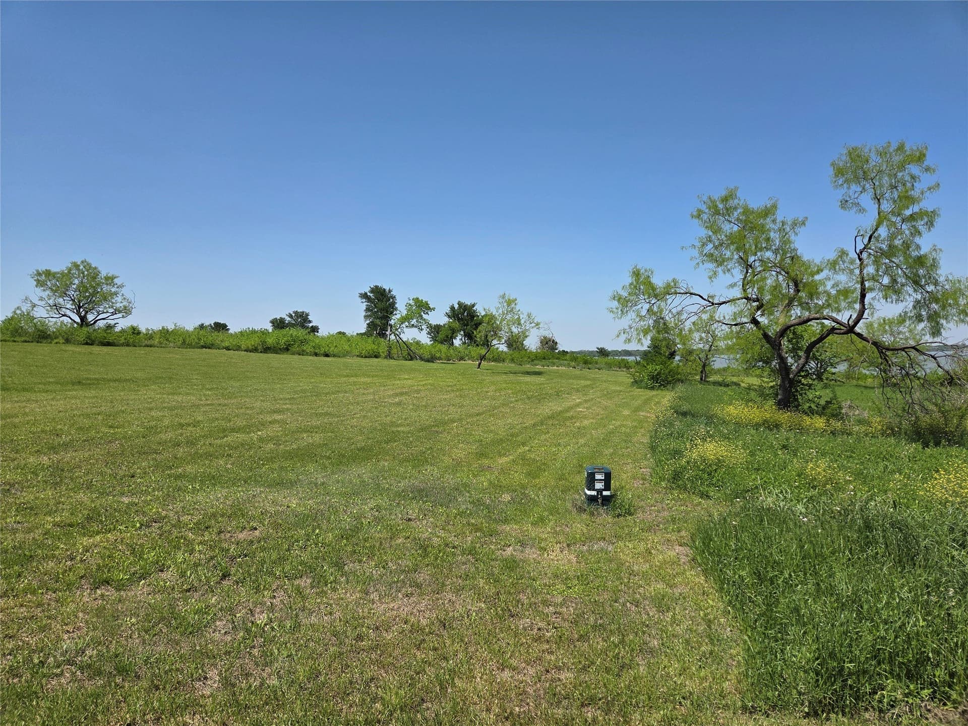1.67 acres in Navarro County - photo 17