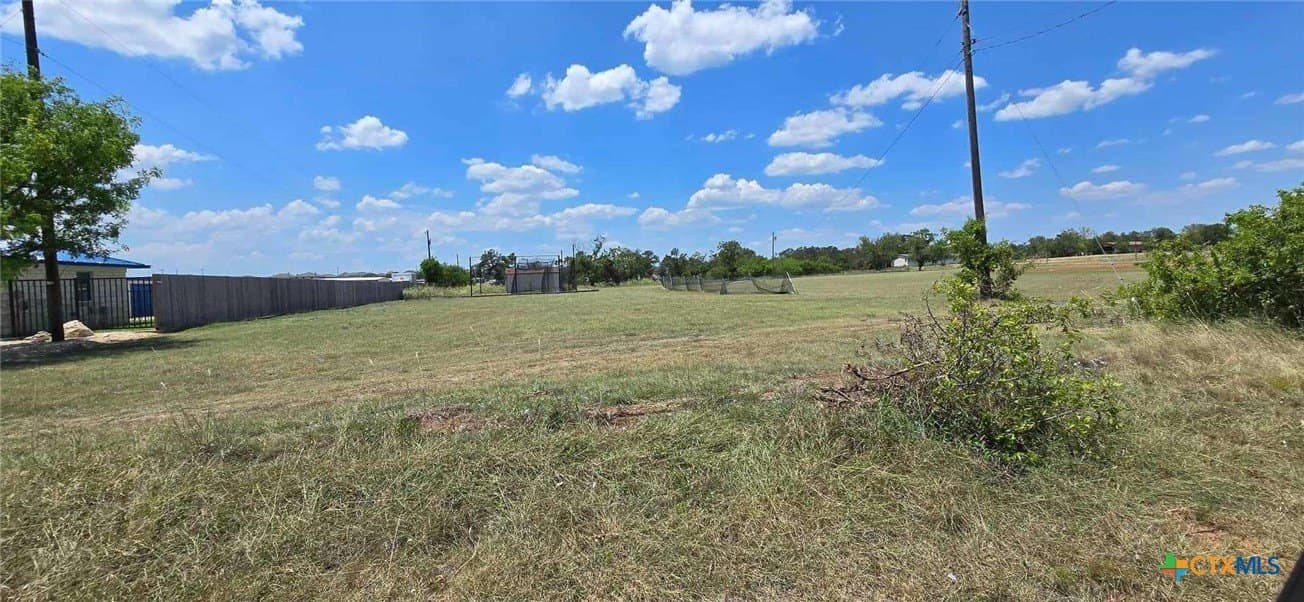 4.5 acres in Bell County gallery image 3