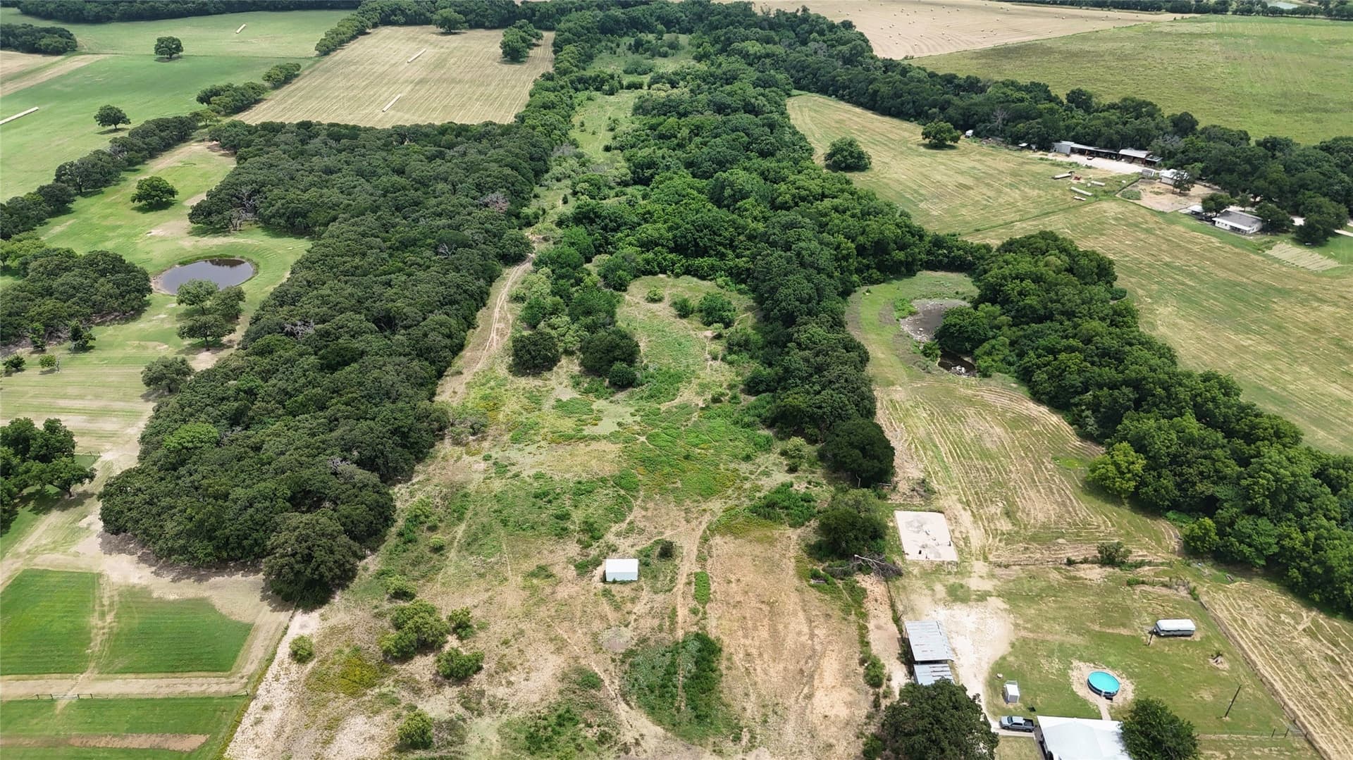 28.29 acres in Johnson County