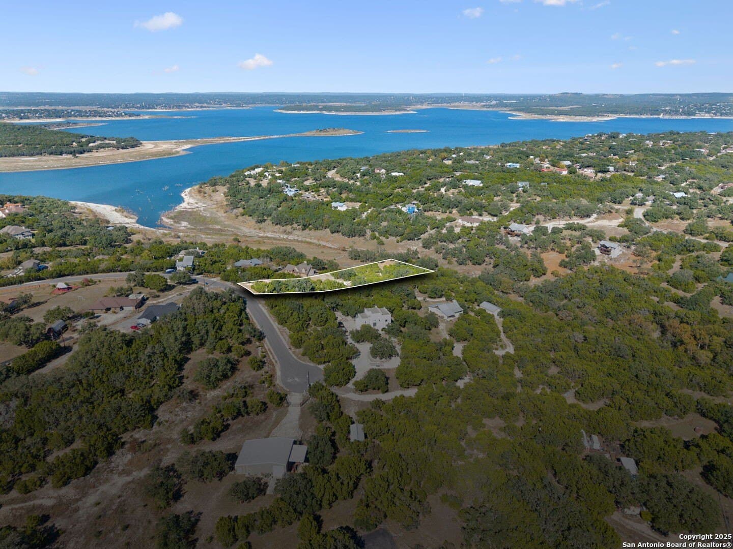 1.3 acres in Comal County gallery image 2