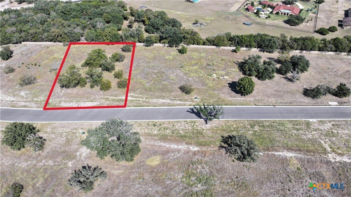 0.8 acres in Bell County gallery image 2