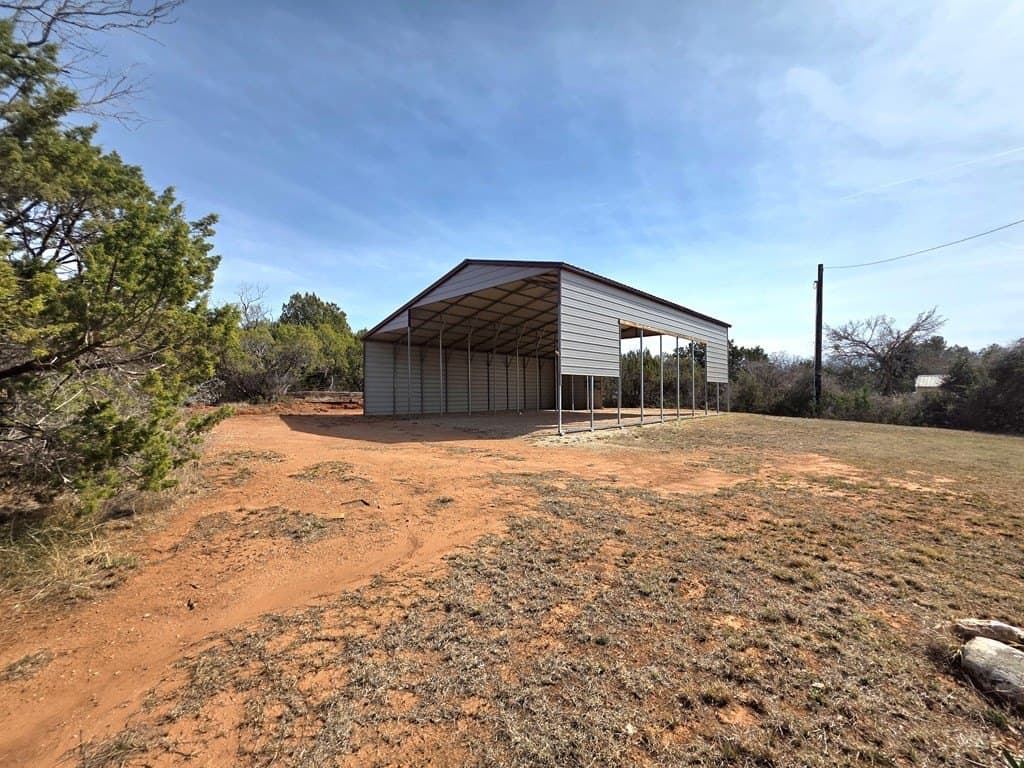 0.63 acres in Nolan County gallery image 3