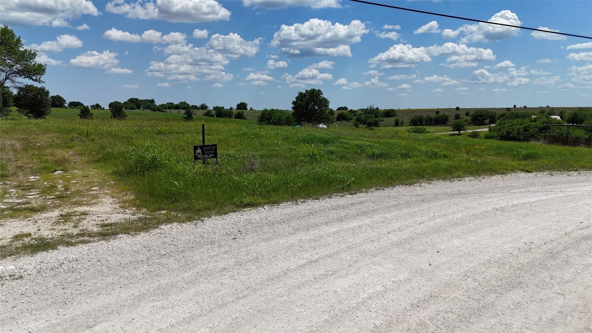 10.01 acres in Cooke County - photo 6