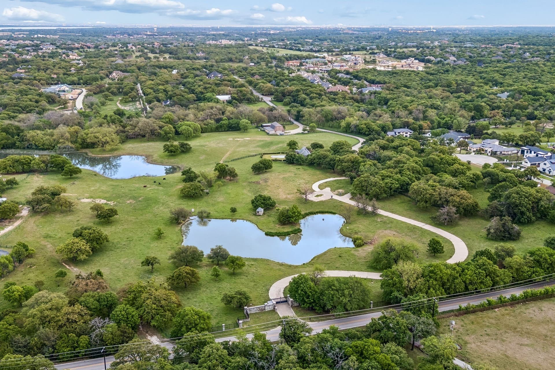 42.75 acres in Tarrant County - photo 2