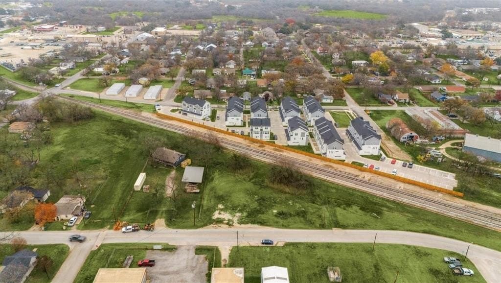 1.95 acres in Erath County gallery image 2