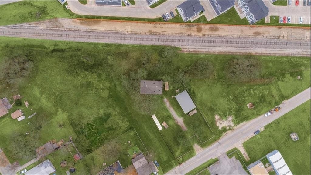 1.95 acres in Erath County gallery image 4