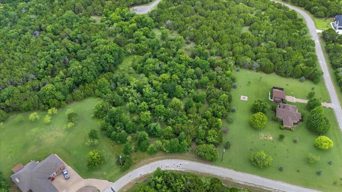 1.27 acres in Hill County - photo 7