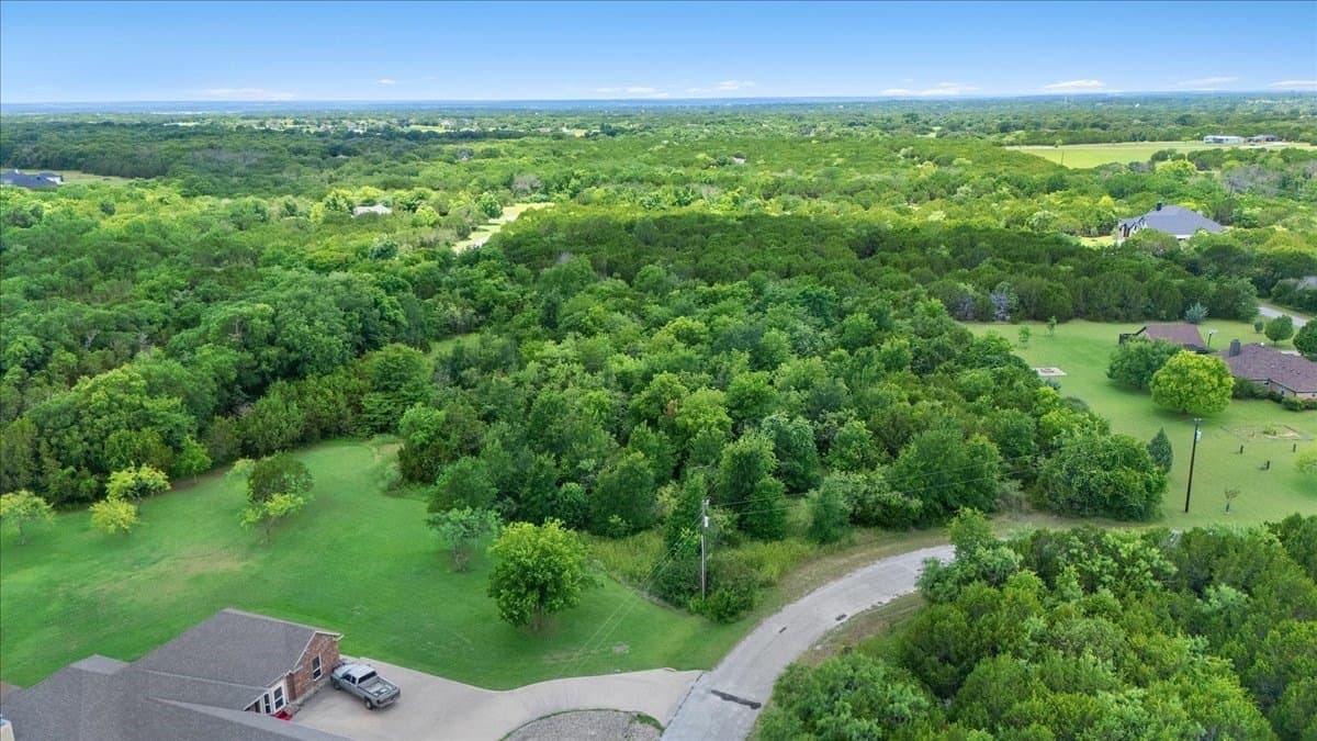 1.27 acres in Hill County - photo 9