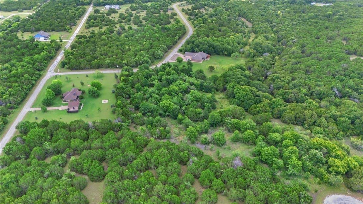 1.27 acres in Hill County - photo 4