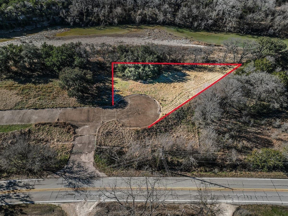 0.51 acres in Somervell County