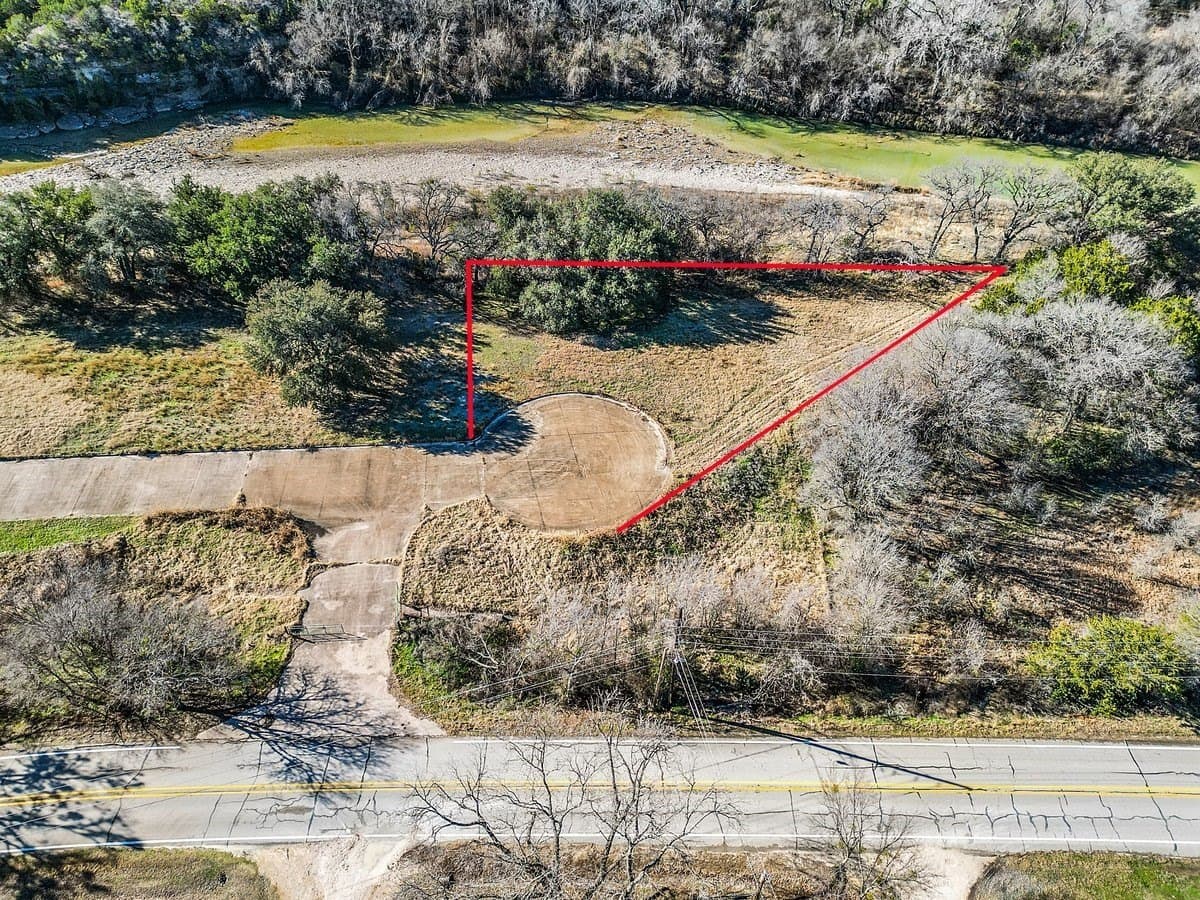 0.51 acres in Somervell County - photo 2