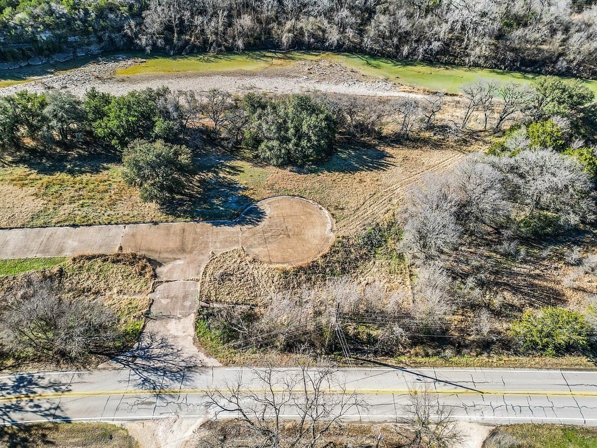 0.51 acres in Somervell County - photo 4