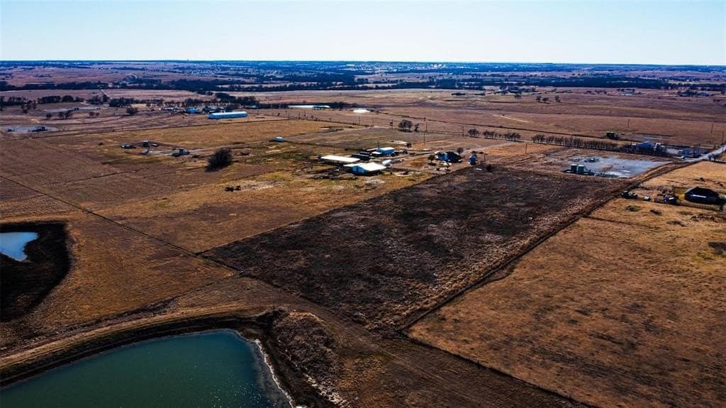 10.31 acres in Wise County gallery image 2