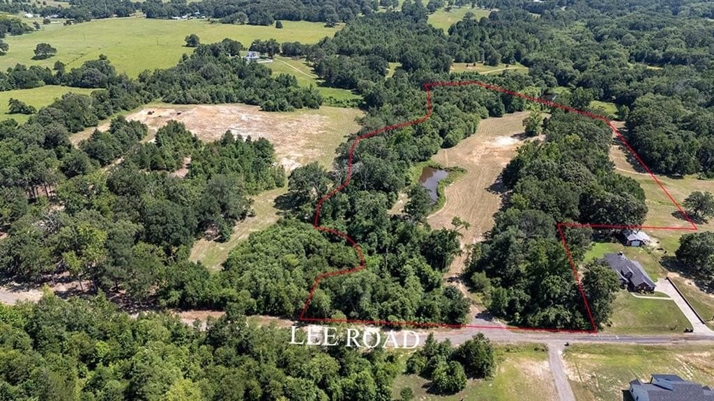 10.29 acres in Henderson County