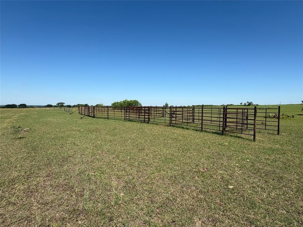 70.92 acres in Comanche County gallery image 4