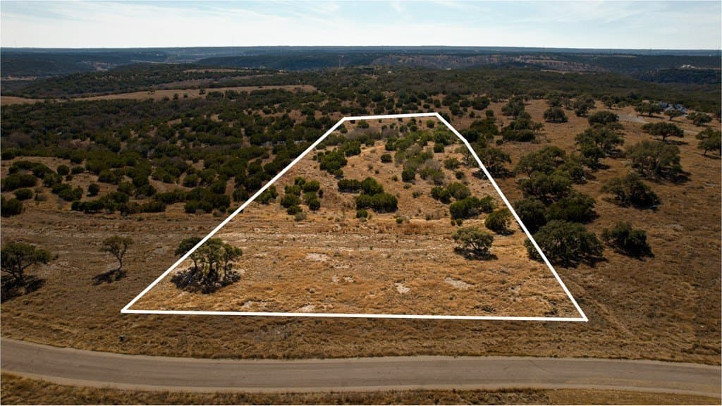 5.54 acres in Gillespie County gallery image 4