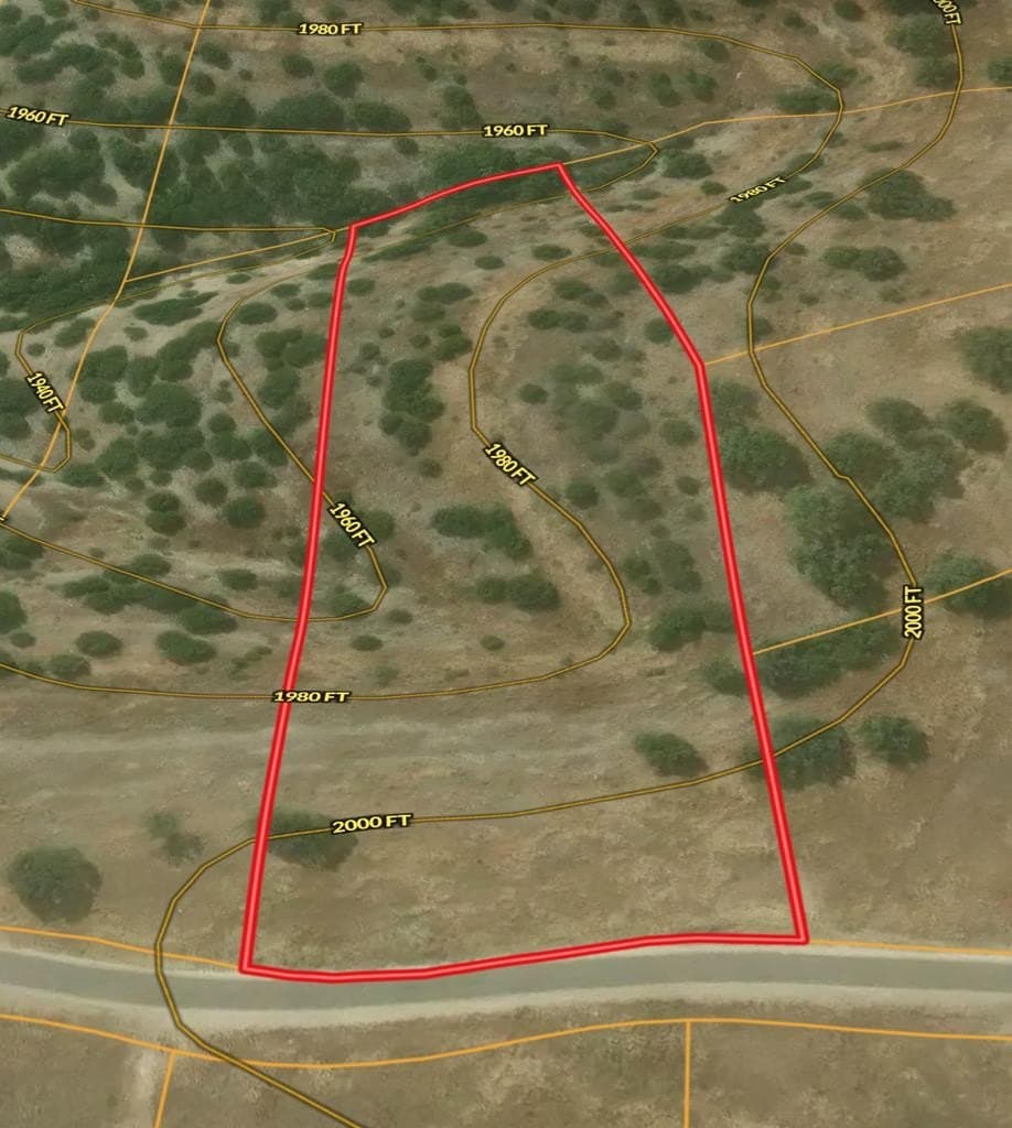 5.54 acres in Gillespie County featured view