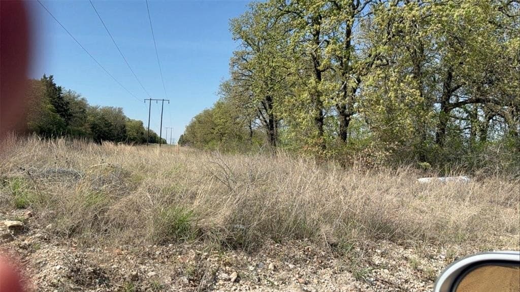 5.3 acres in Montague County gallery image 3