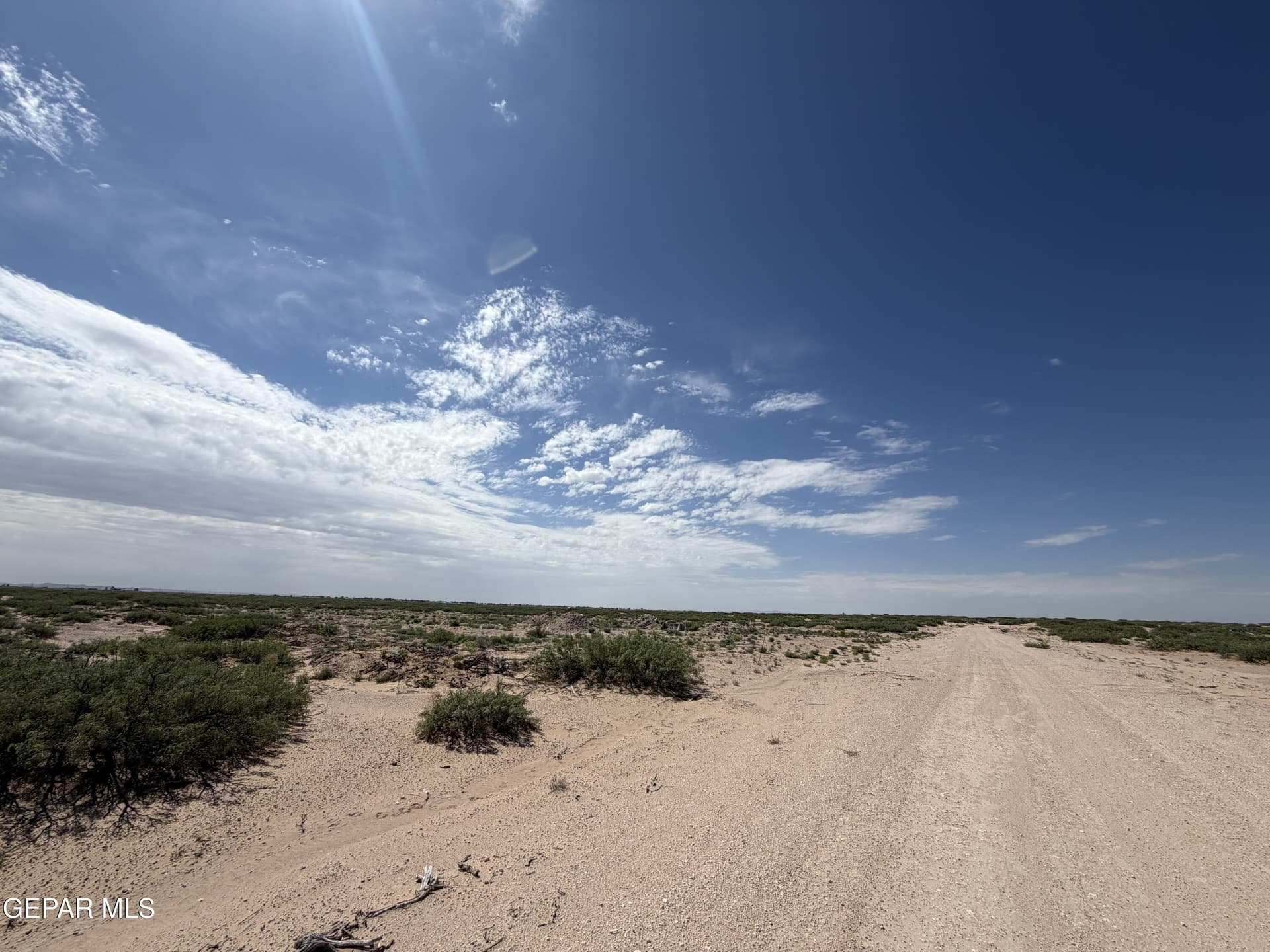 0.83 acres in El Paso County gallery image 3