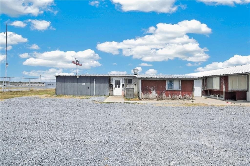 57.97 acres in Hidalgo County - photo 4