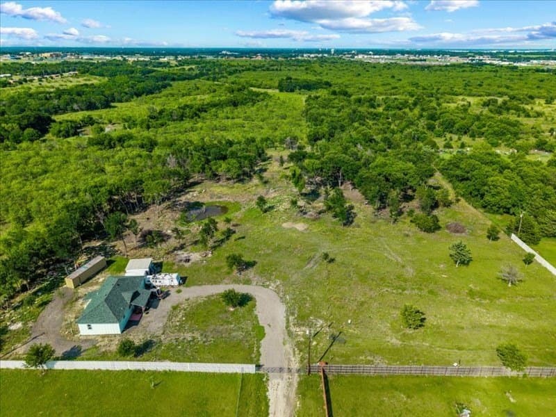2.95 acres in Navarro County - photo 4
