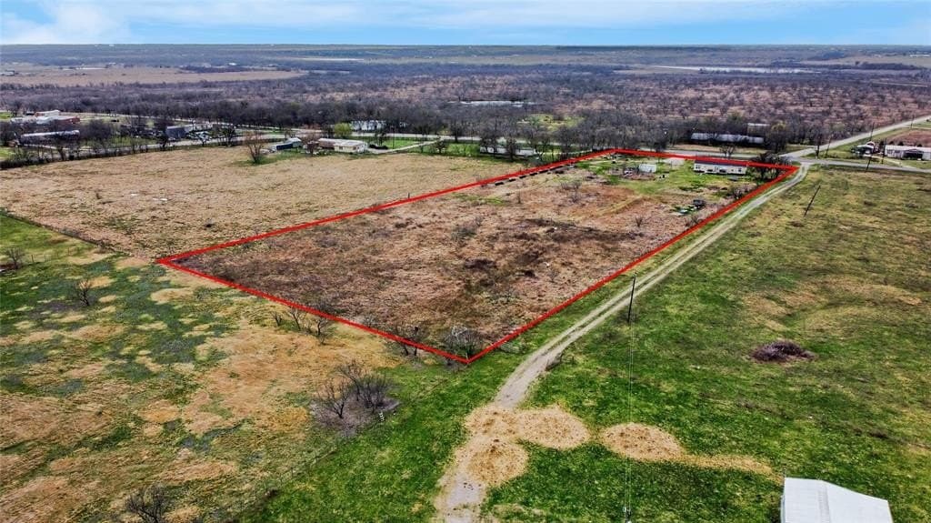 4.05 acres in Ellis County gallery image 3