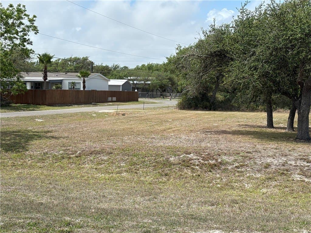 0.44 acres in Aransas County gallery image 4