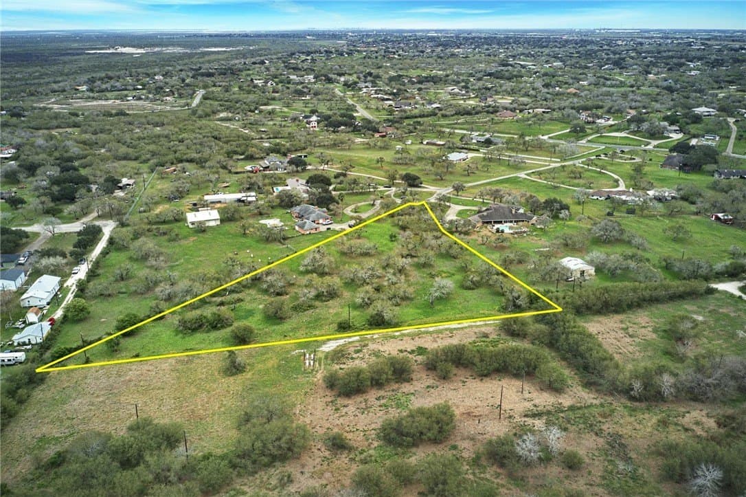 3.1 acres in Nueces County gallery image 4