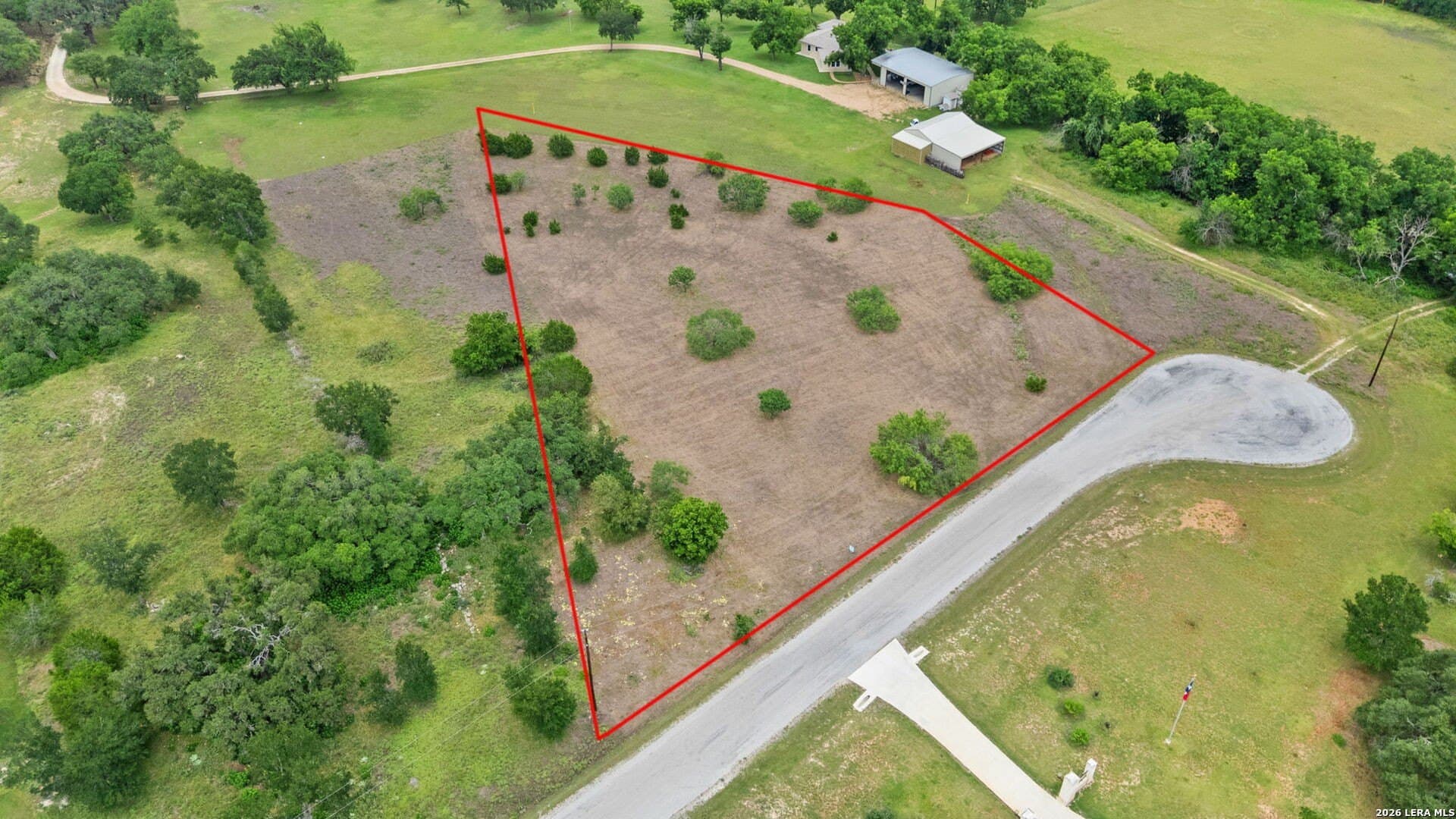 2.05 acres in Blanco County gallery image 2