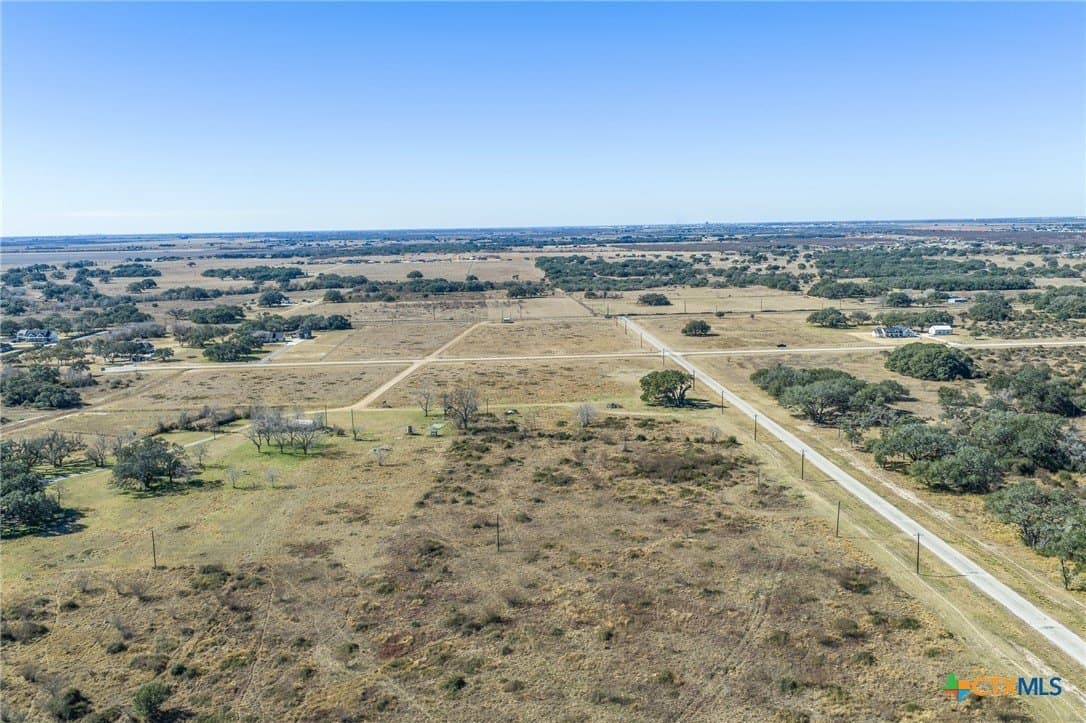 5.54 acres in Victoria County