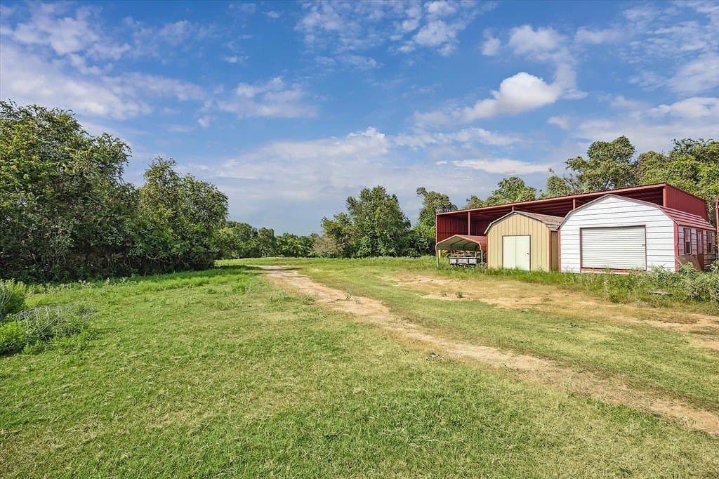430.46 acres in Austin County - photo 12