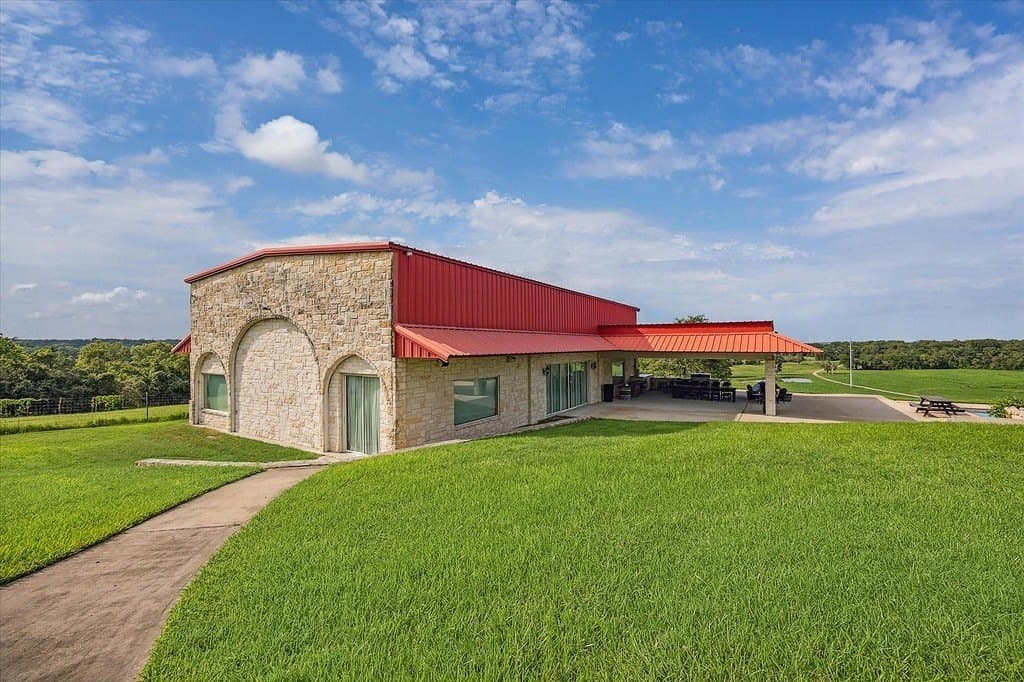 430.46 acres in Austin County - photo 9