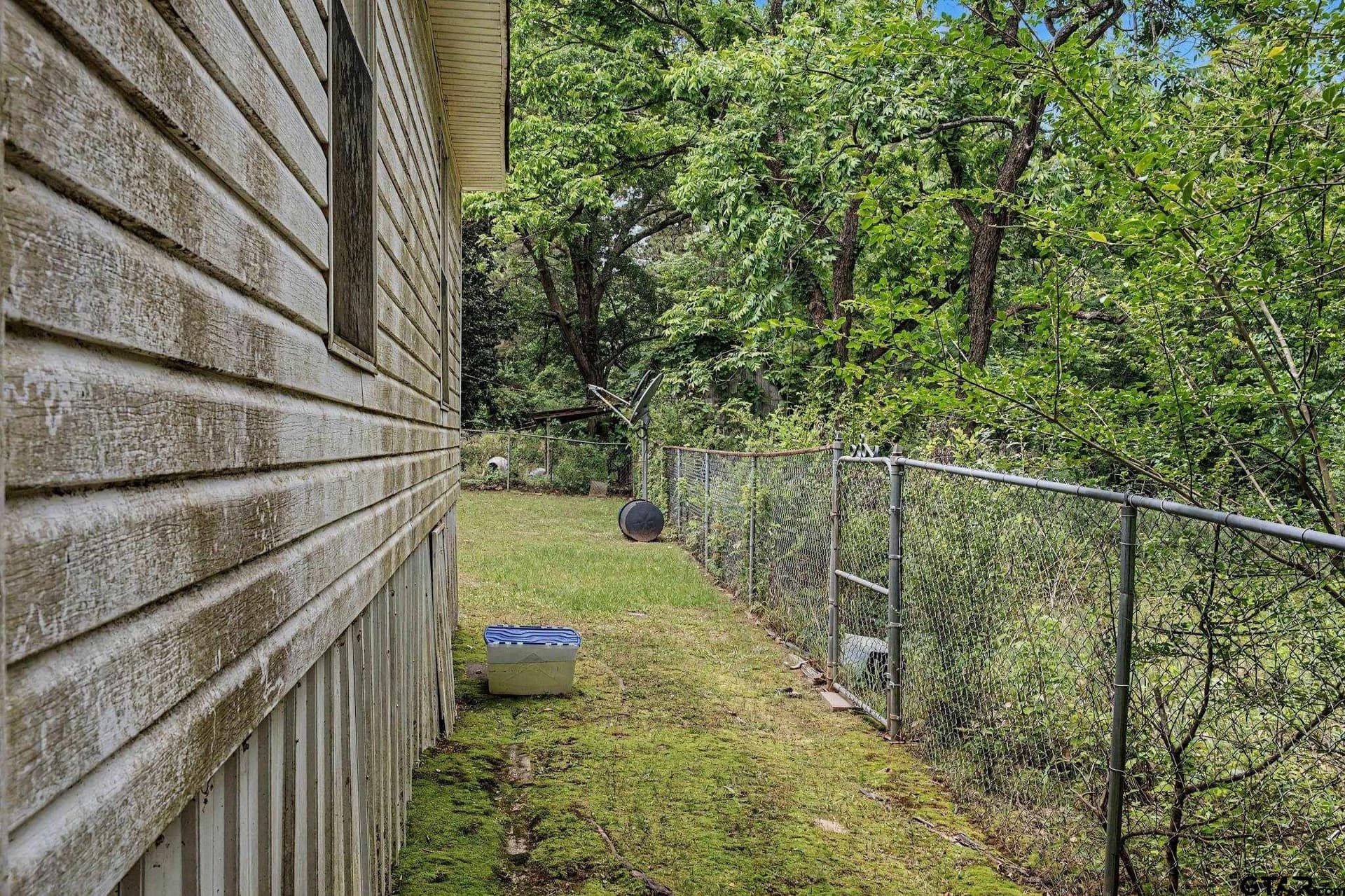 100 acres in Upshur County - photo 37