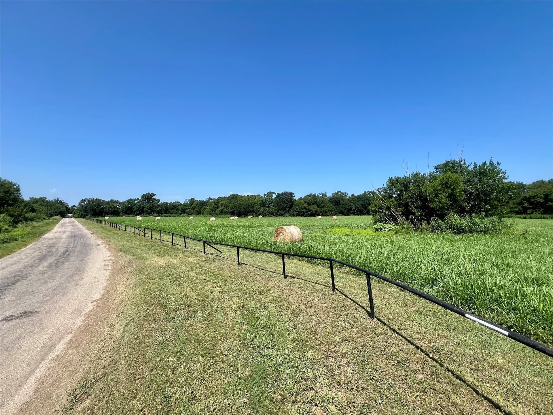 88.46 acres in Ellis County - photo 26