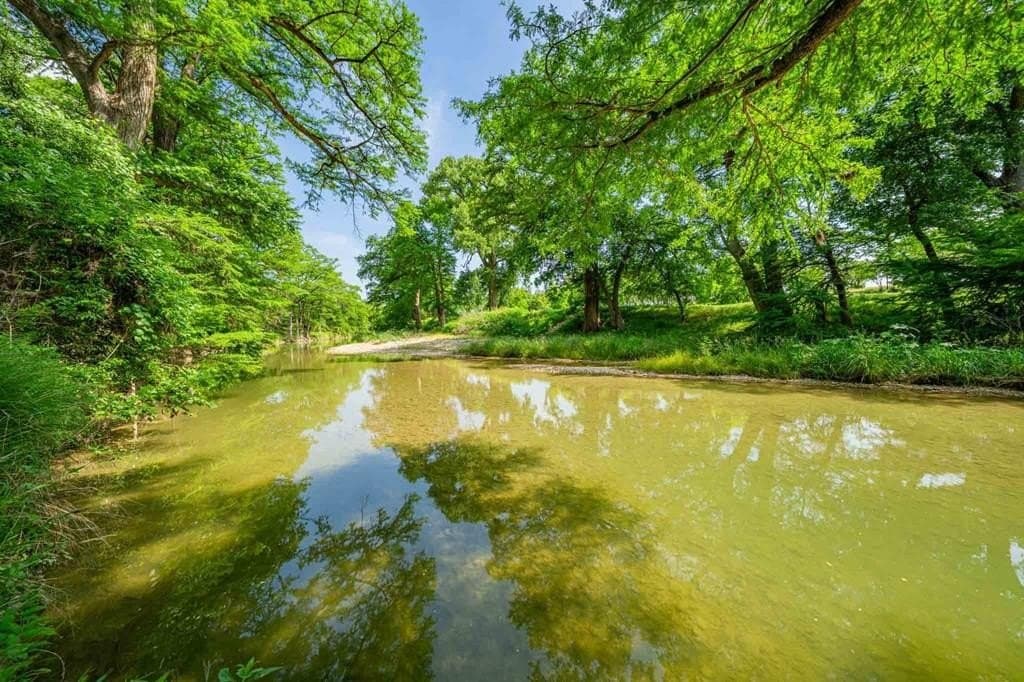 85 acres in Kendall County