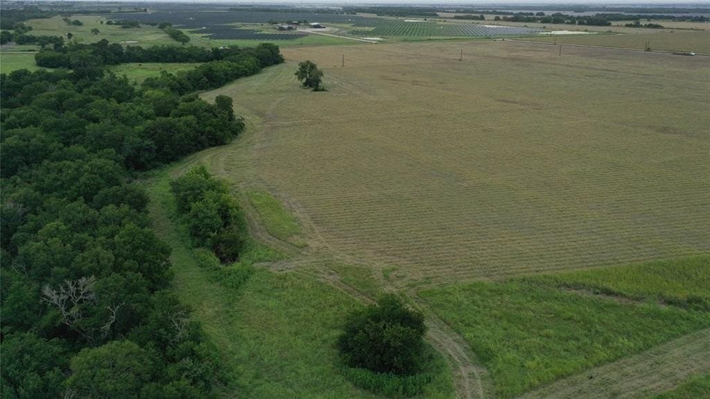 7 acres in Falls County featured view