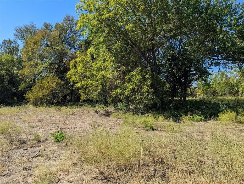 2.04 acres in Parker County