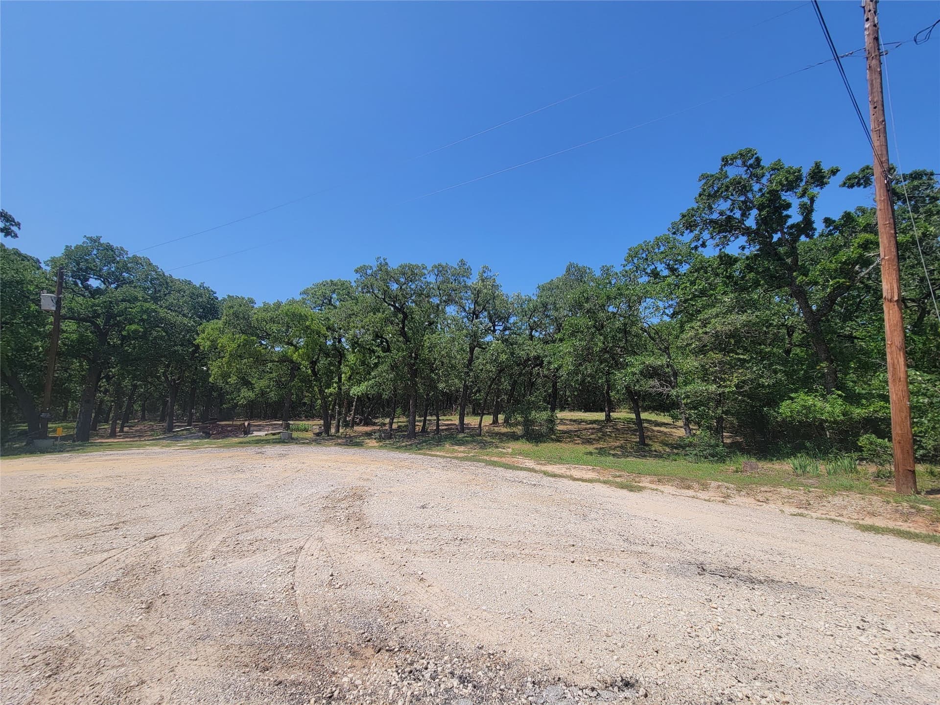 1.5 acres in Montague County gallery image 3